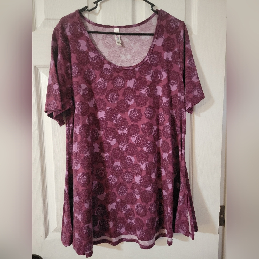 Lularoe perfect tee size XL